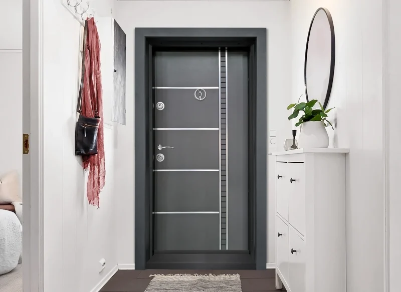 Блиндирана входна врата Kartal LK 2102